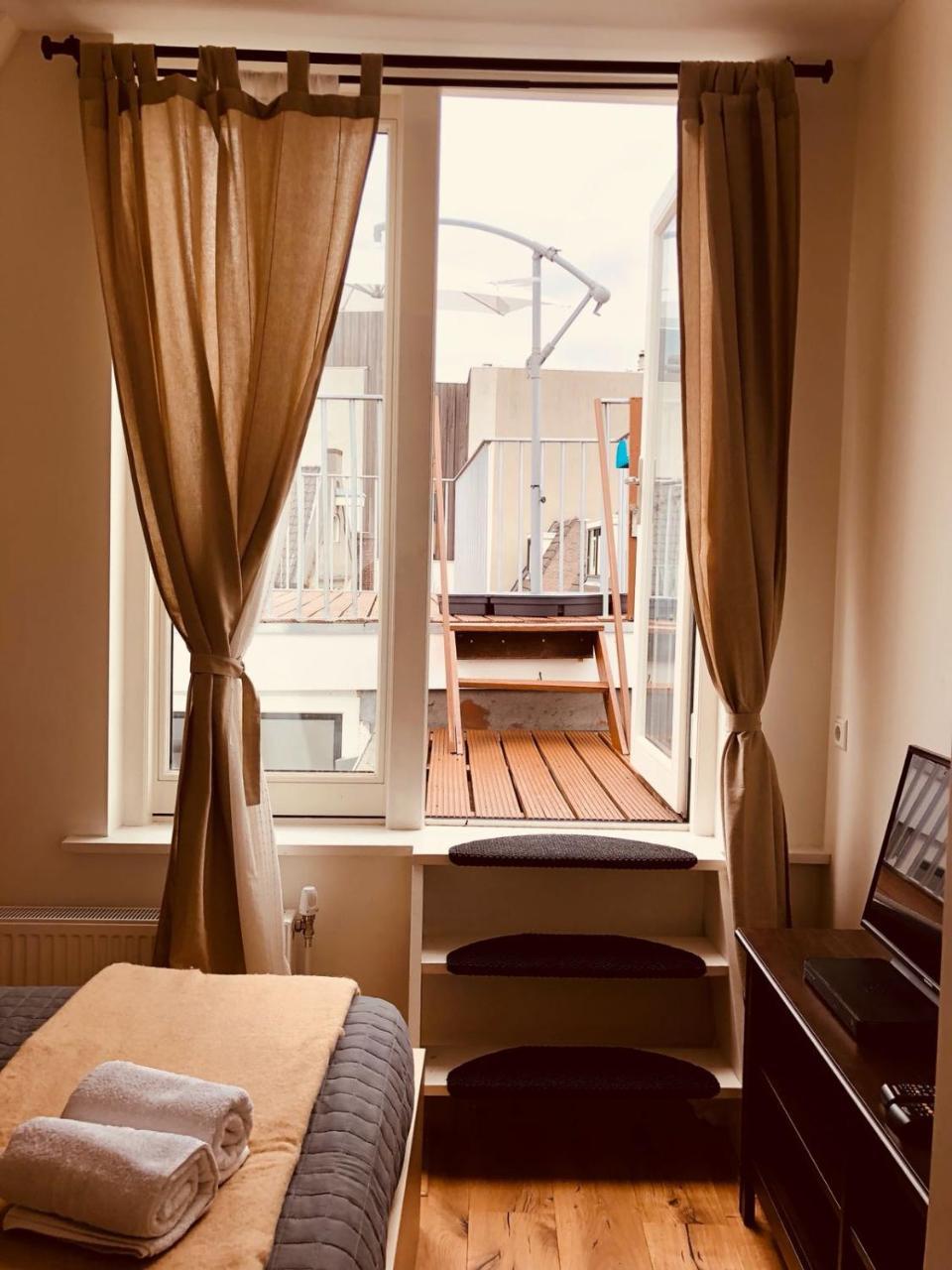암스테르담 A'Dam Rooftop Lux B&B 외부 사진